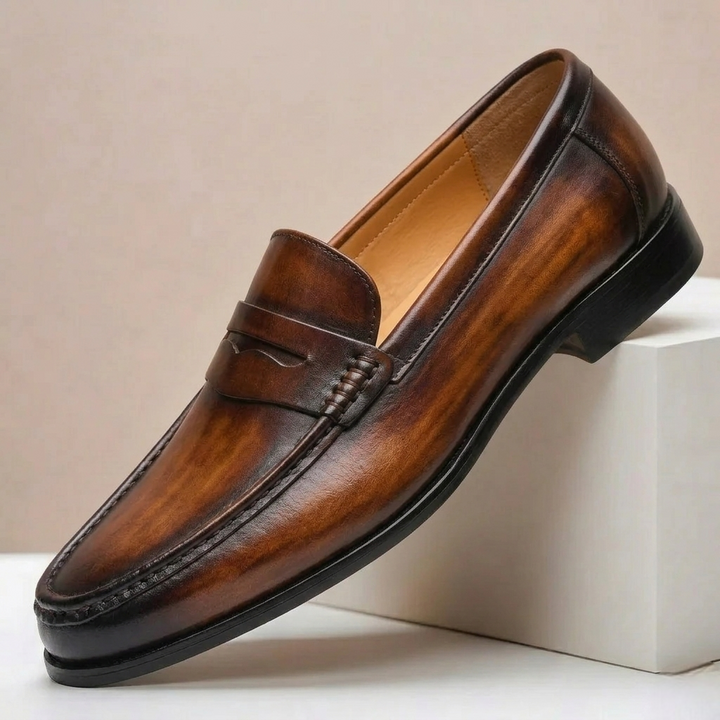 Romancia Cowhide Leather Loafers