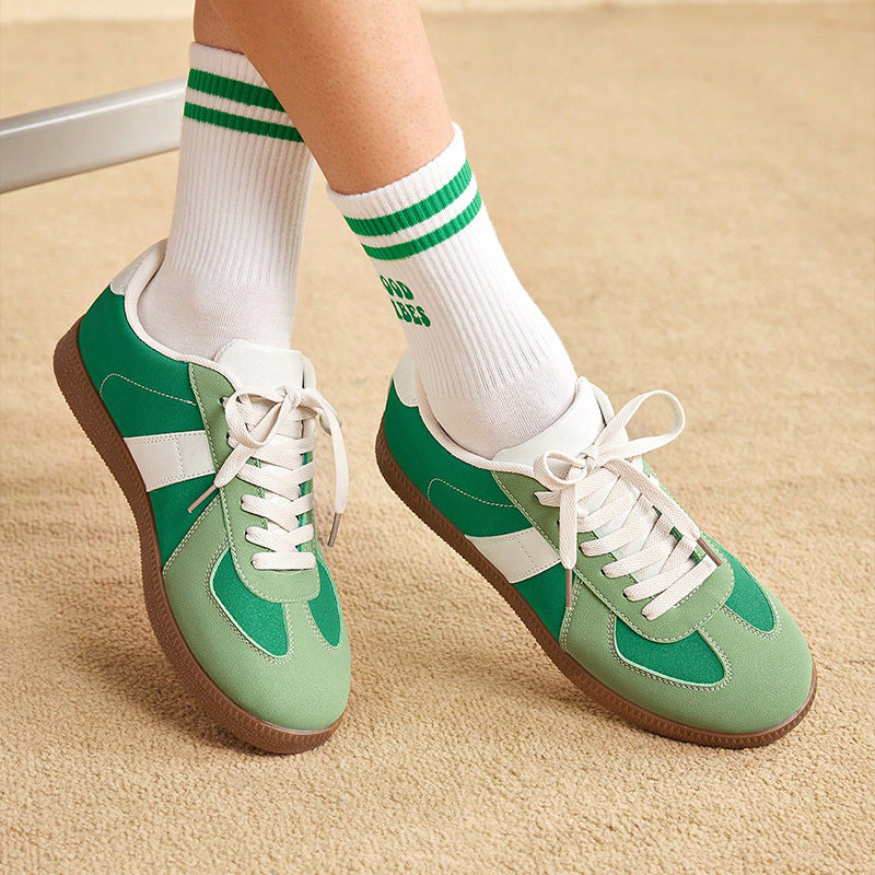 Avella Sneakers