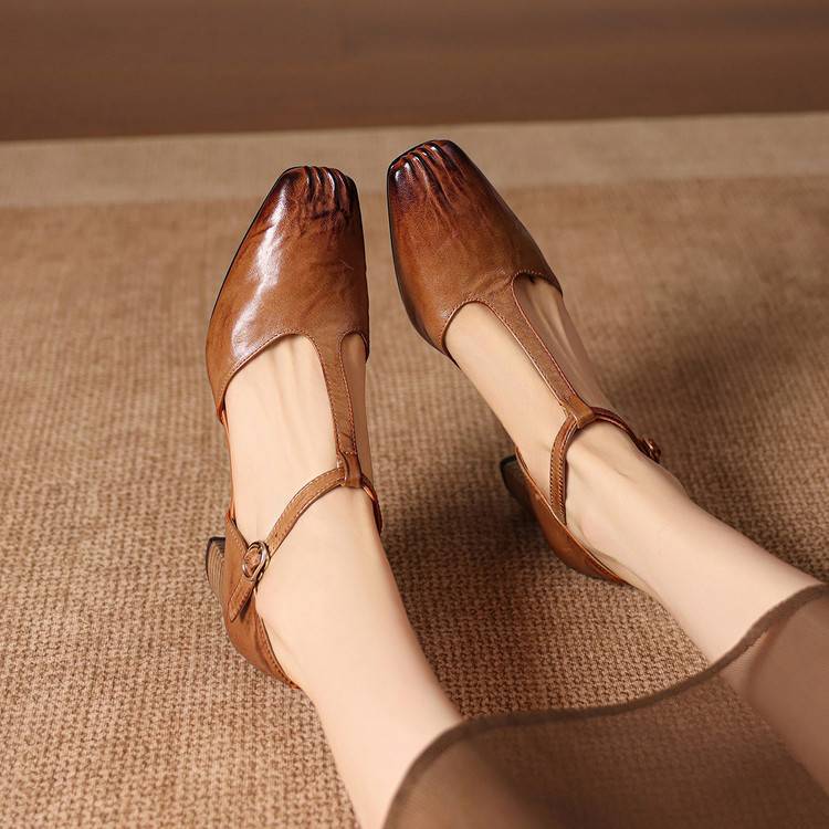 Venezia Genuine Leather Heels