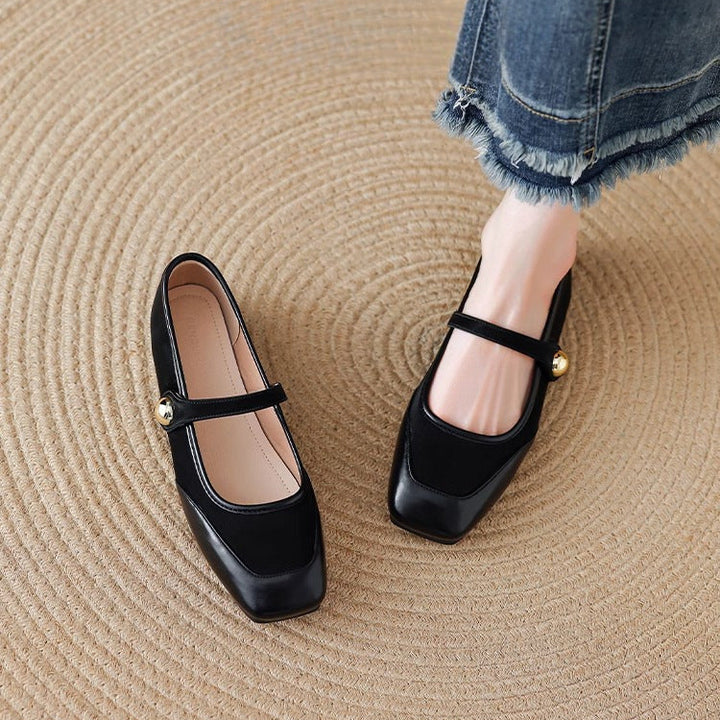 Della Flats