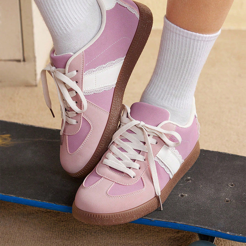 Avella Sneakers