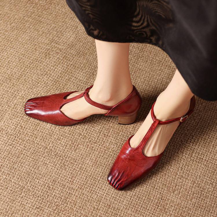 Venezia Genuine Leather Heels