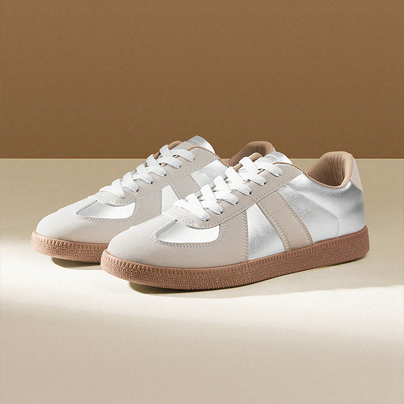 Avella Sneakers