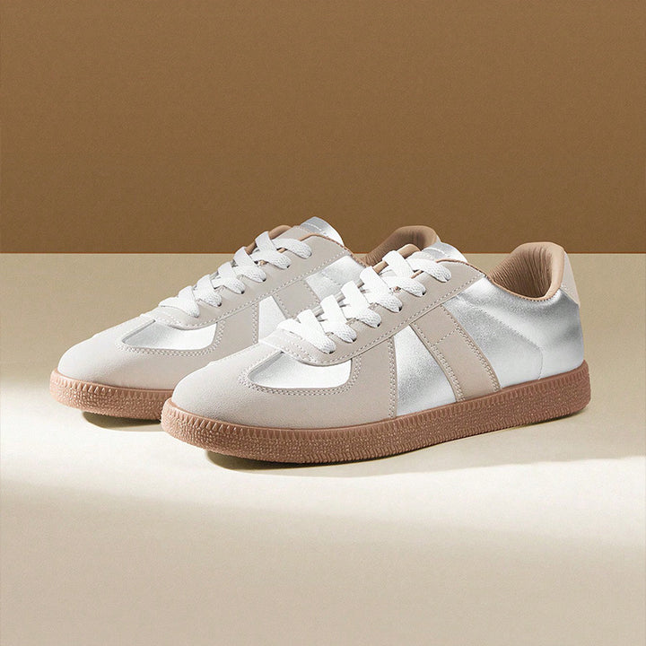 Avella Sneakers