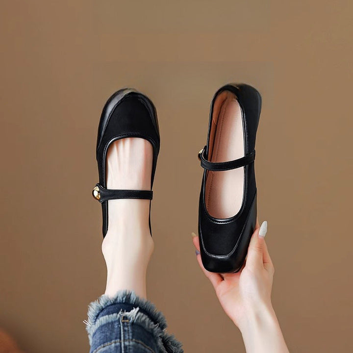 Della Flats