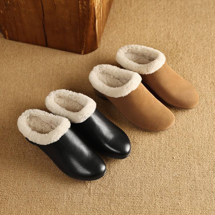 Ruelle Fleece-Lined Mules