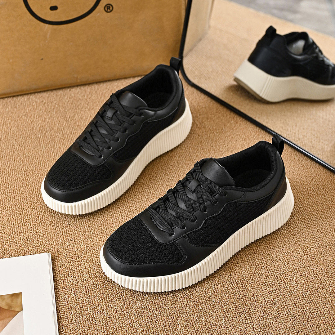 Velia Women's Sneakers