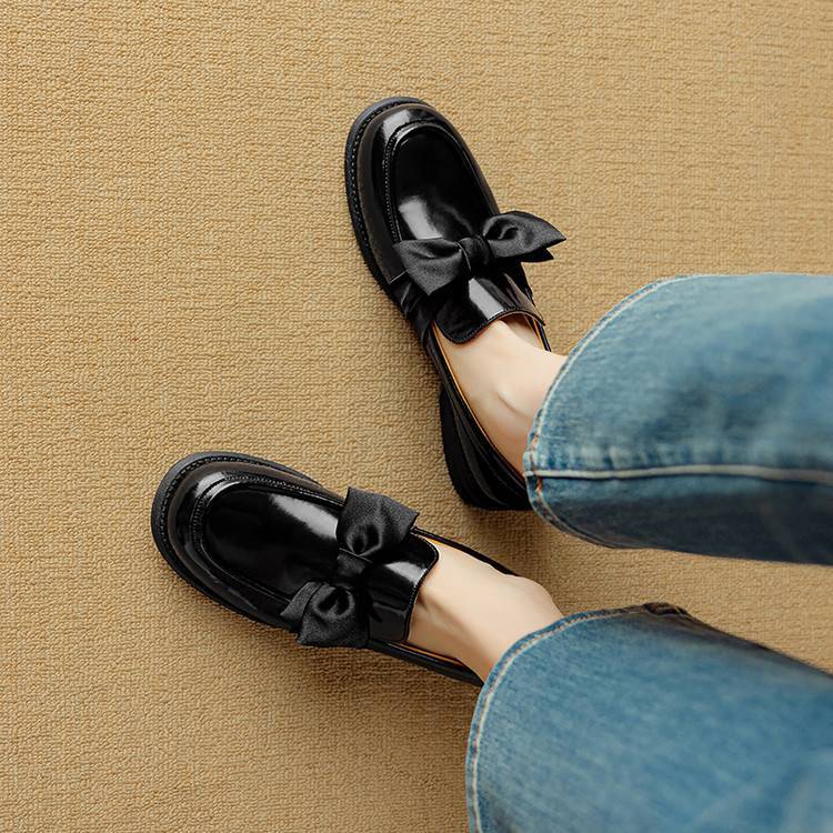 Noemi Genuine Leather Bow Loafers