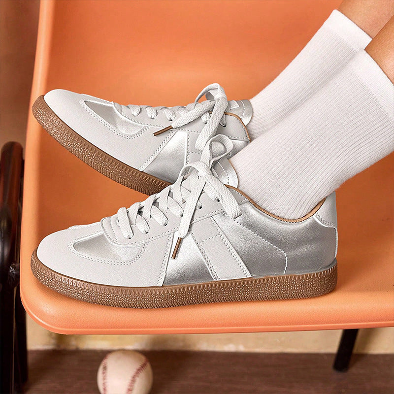 Avella Sneakers