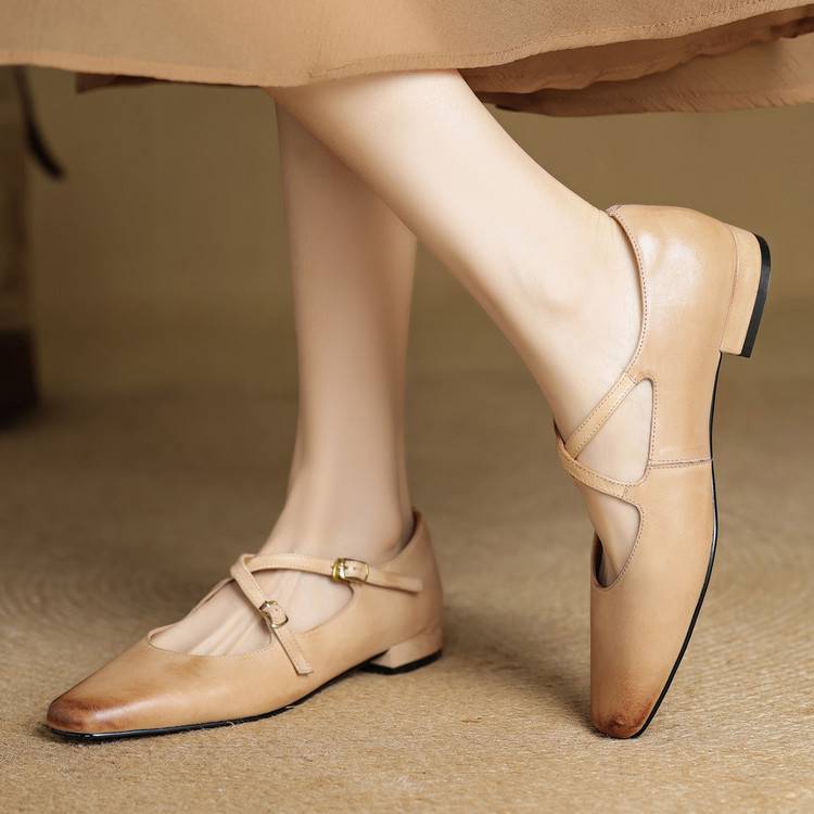 Lavina Genuine Leather Flats
