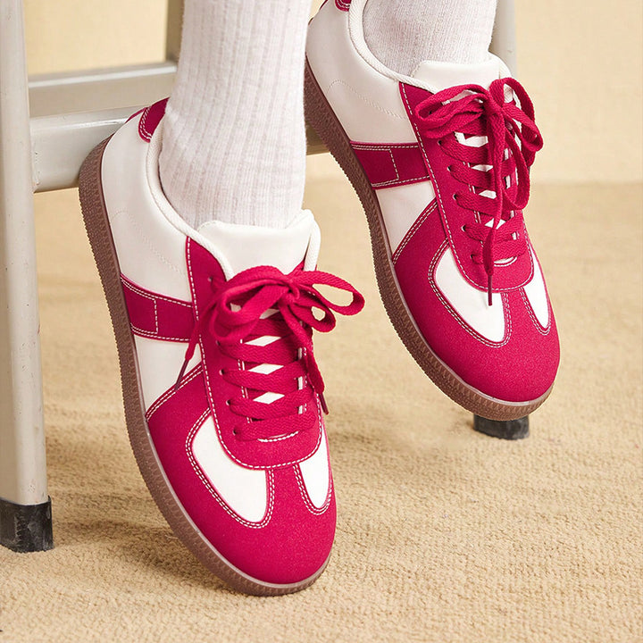 Avella Sneakers