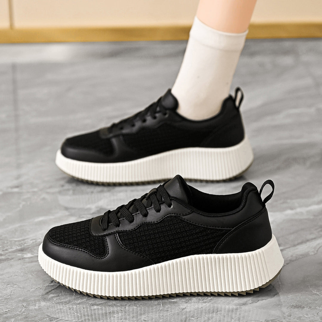 Velia Women's Sneakers