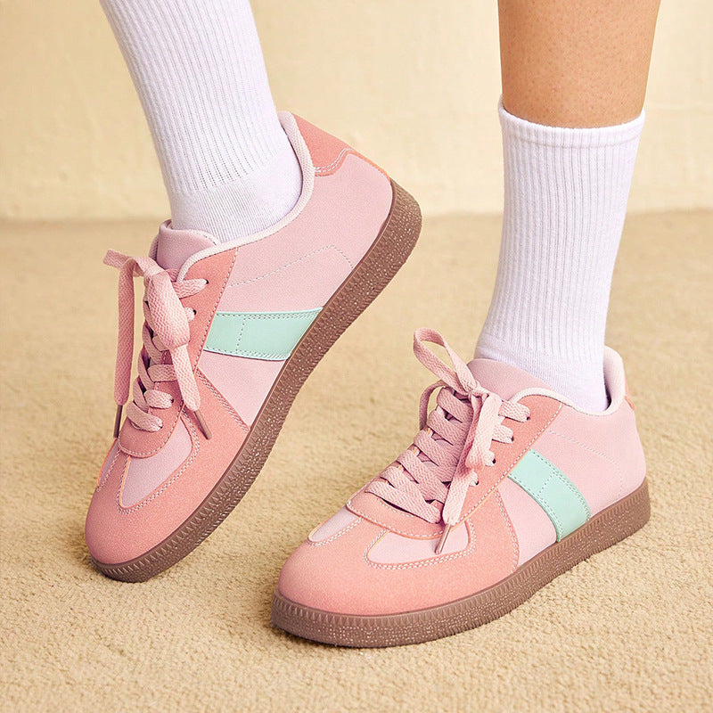 Avella Sneakers