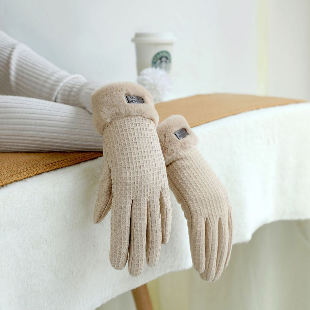 Velmora Velvet Gloves